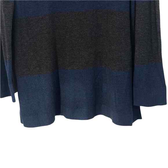 Vince Camuto Women’s Small Sweater Gray Blue Striped Thermal Button Shoulder - Picture 9 of 12
